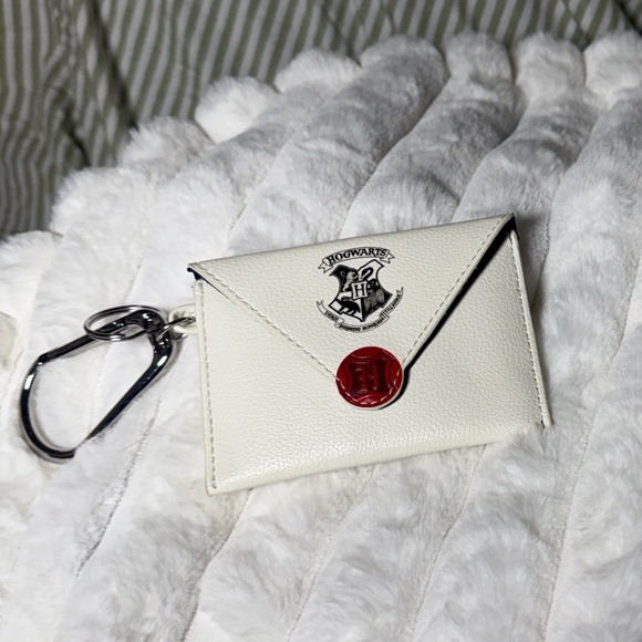 Vera Bradley Harry Potter collab acceptance letter card pouch - Picture 2 of 6